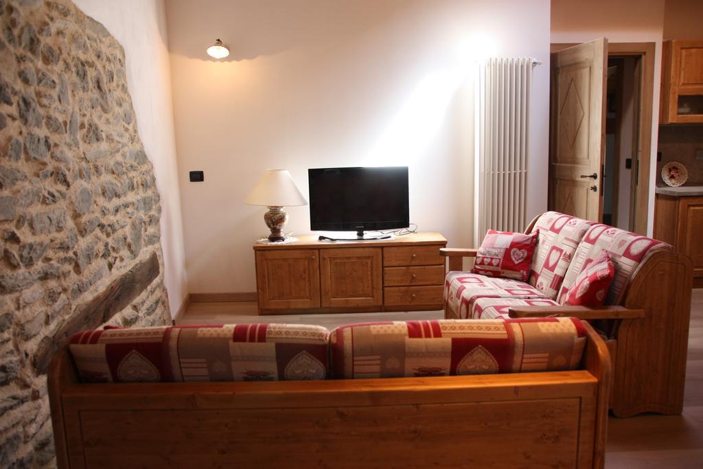 Ferienwohnung Lo Trapei Aosta Zimmer foto