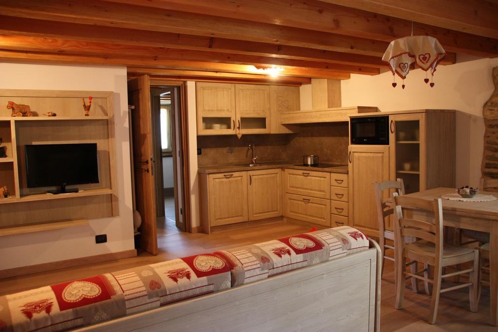 Ferienwohnung Lo Trapei Aosta Zimmer foto