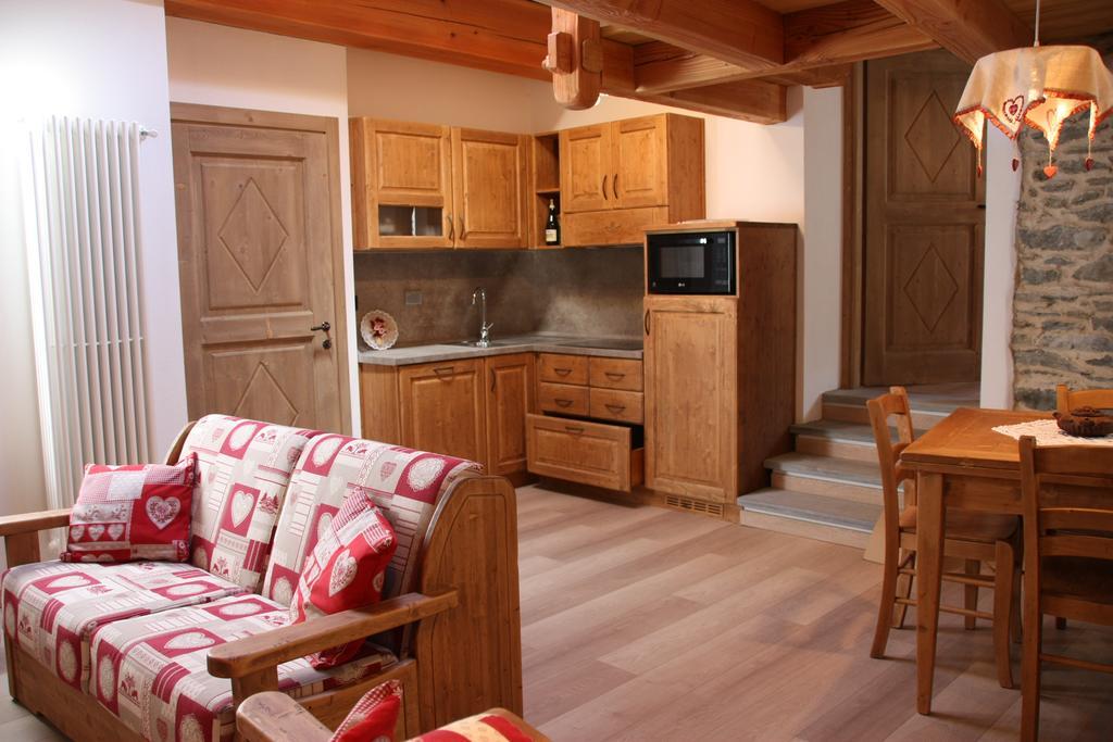 Ferienwohnung Lo Trapei Aosta Zimmer foto